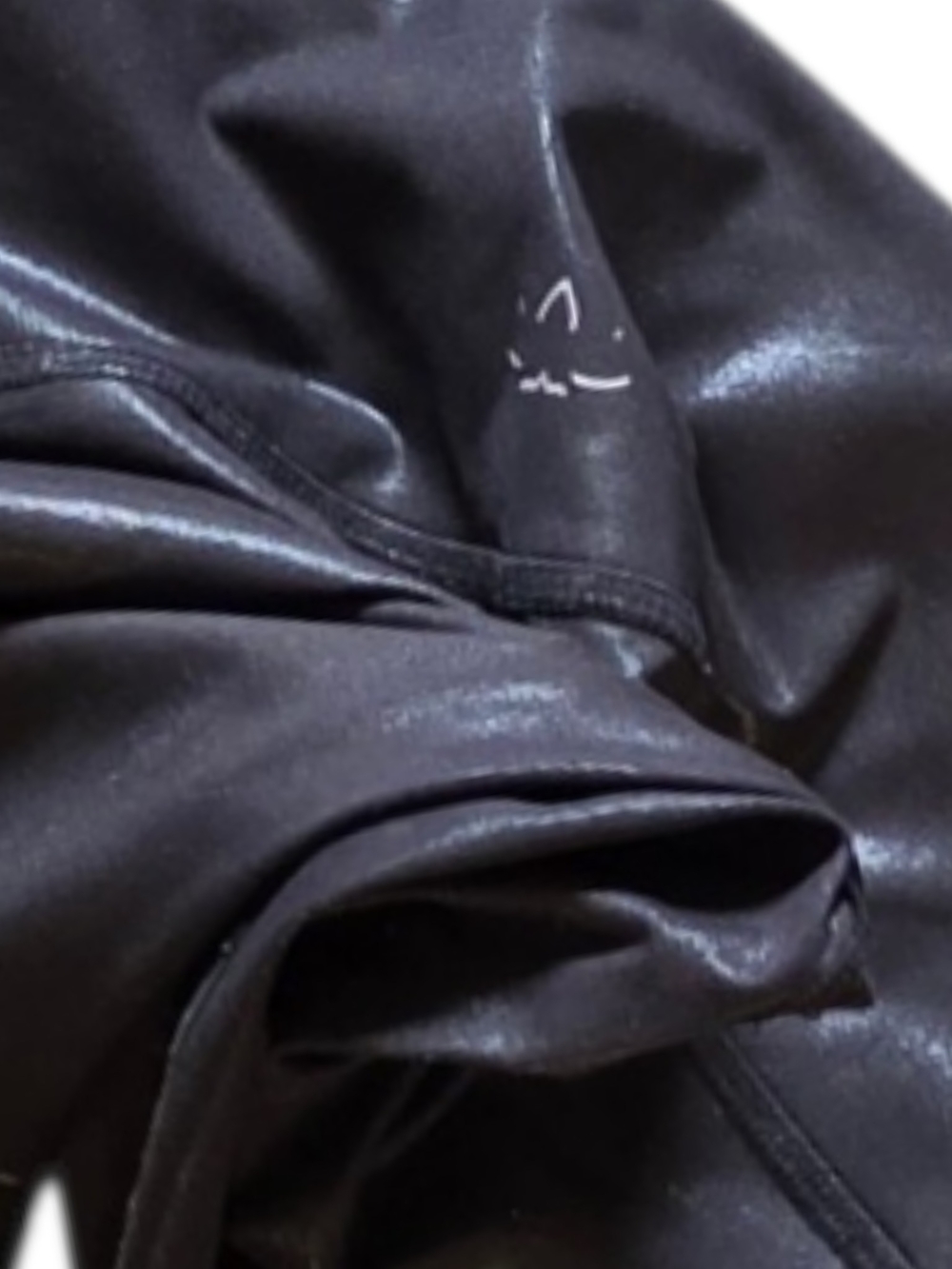 Beyond Yoga Black Women's Leggings with Shiny Waistband - Picture 5 of 7